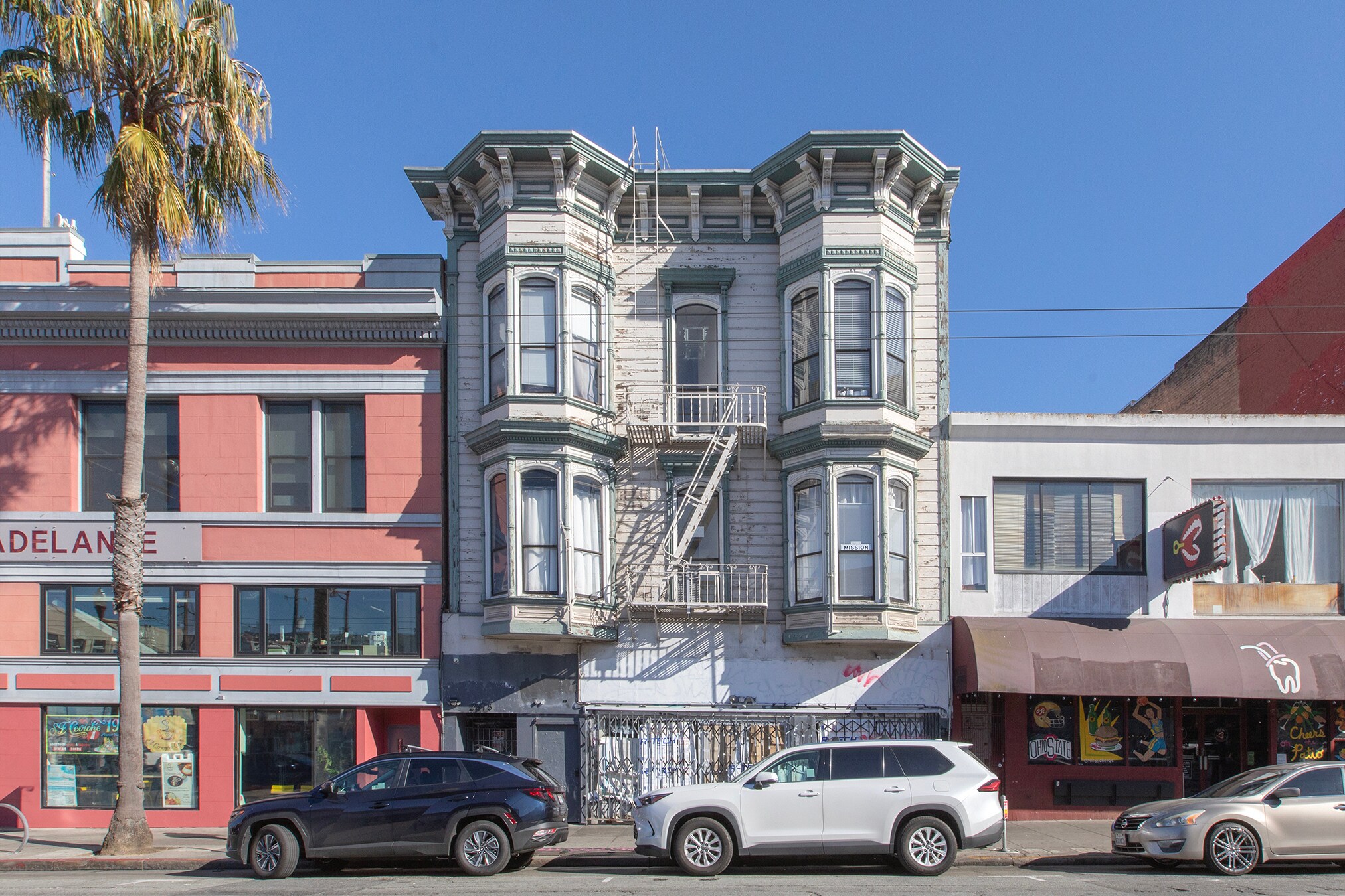2317 Mission St, San Francisco, CA à louer Photo du bâtiment- Image 1 de 2