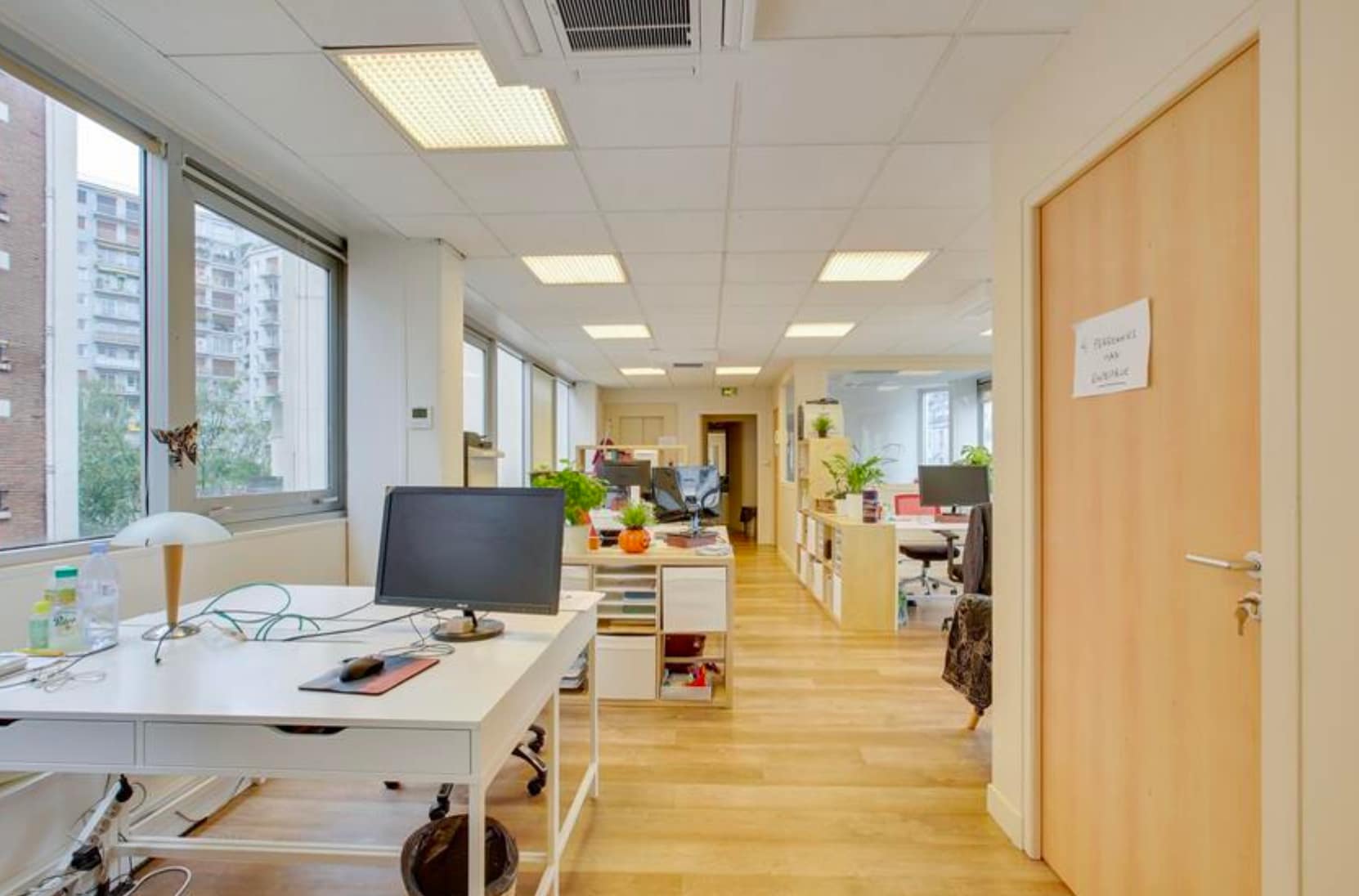 17 Bis Rue Frémicourt, Paris à louer Photo intérieure- Image 1 de 5