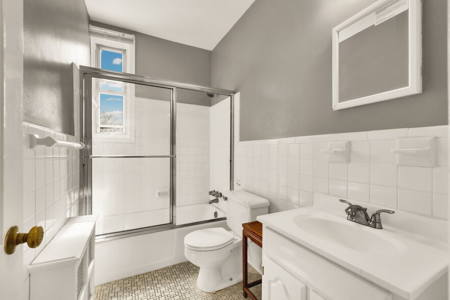323 Maryland Ave NE, Washington, DC for sale - Building Photo - Image 3 of 14