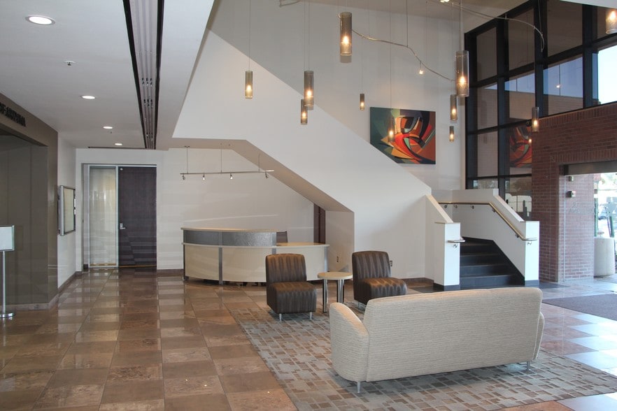 4201 N 24th St, Phoenix, AZ for lease - Interior Photo - Image 3 of 5