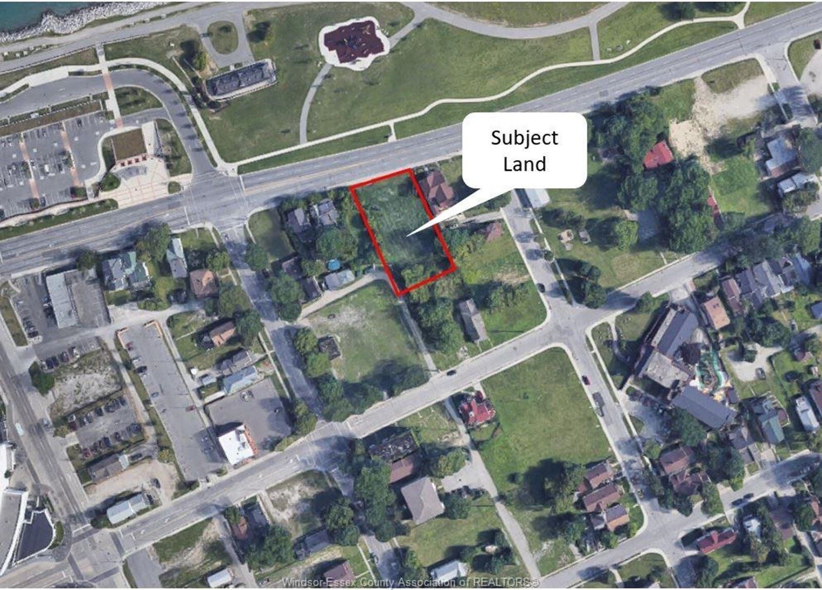 Riverside Dr, Windsor, ON à vendre Aérien- Image 1 de 1