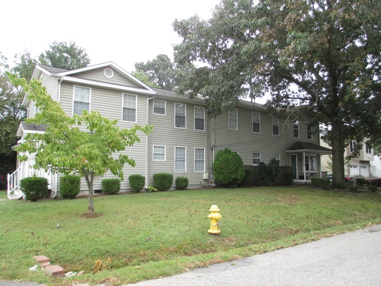 7731 West Dr, Glen Burnie, MD for sale - Primary Photo - Image 1 of 37