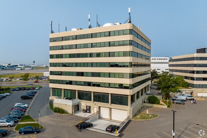 6299 Airport Rd, Mississauga, ON à louer - Photo du bâtiment - Image 3 de 9