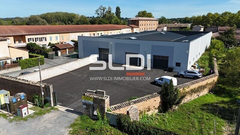 5 Rue Des Maisons Neuves, Belleville-en-Beaujolais for sale - Building Photo - Image 2 of 5