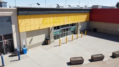 3201 13th Ave SE, Medicine Hat, AB for lease Interior Photo- Image 1 of 21