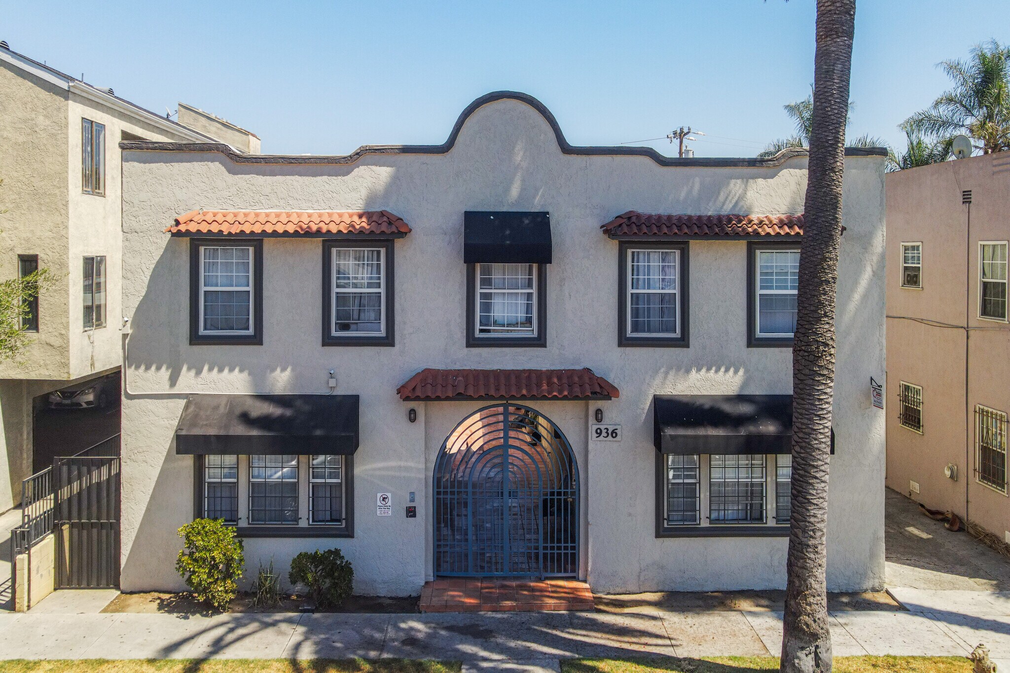 936 Olive Ave, Long Beach, CA à vendre Photo du bâtiment- Image 1 de 11