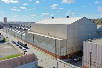 Plus de détails pour 469 N Sharpsville Ave, Sharon, PA - Industriel à louer