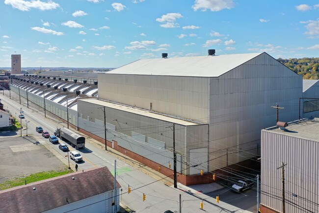 More details for 469 N Sharpsville Ave, Sharon, PA - Industrial for Lease