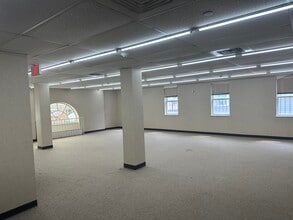 201 N Wood Ave, Linden, NJ for lease Interior Photo- Image 2 of 2