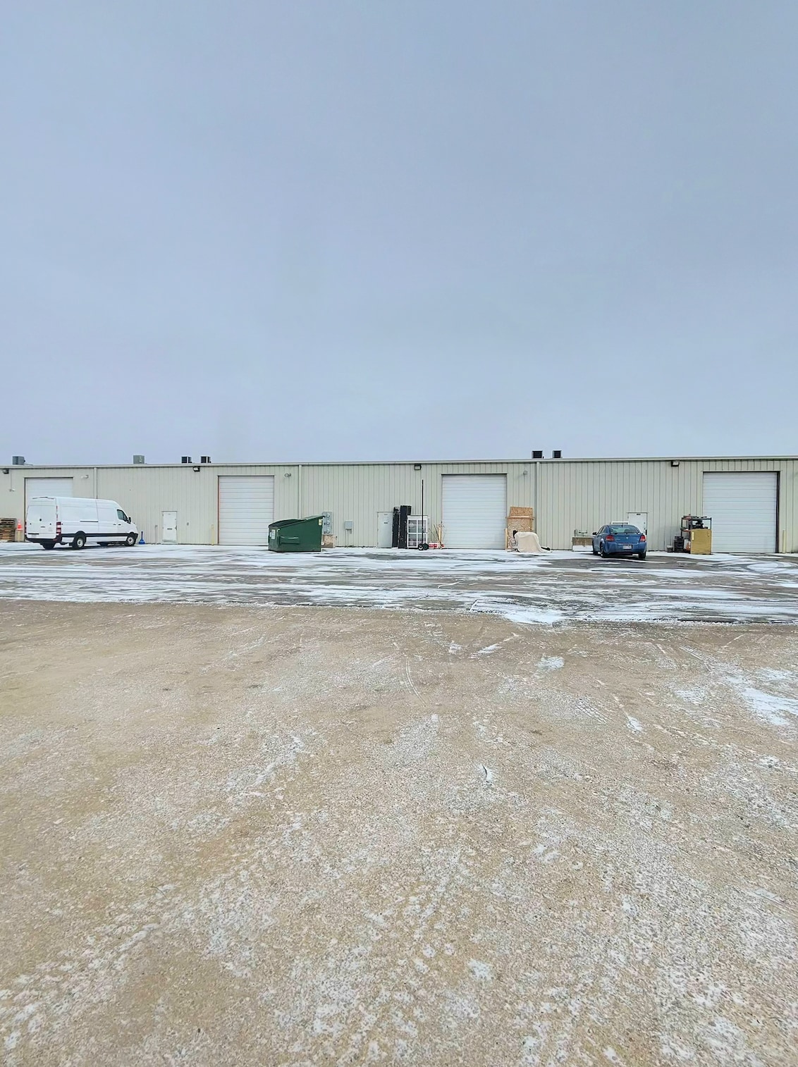 1101-1119 Ashwaubenon St, Green Bay, WI for lease Interior Photo- Image 1 of 6