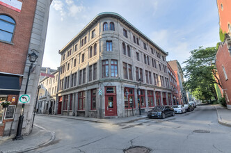 333 Place D'Youville, Montréal, QC for lease Building Photo- Image 1 of 6