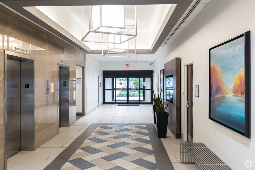 16220 Frederick Rd, Gaithersburg, MD à louer - Hall d’entrée - Image 2 de 3