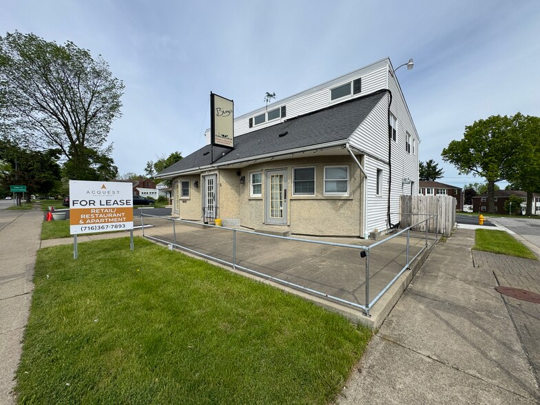 1952 Kensington Ave, Buffalo, NY à louer - Photo du bâtiment - Image 1 de 24