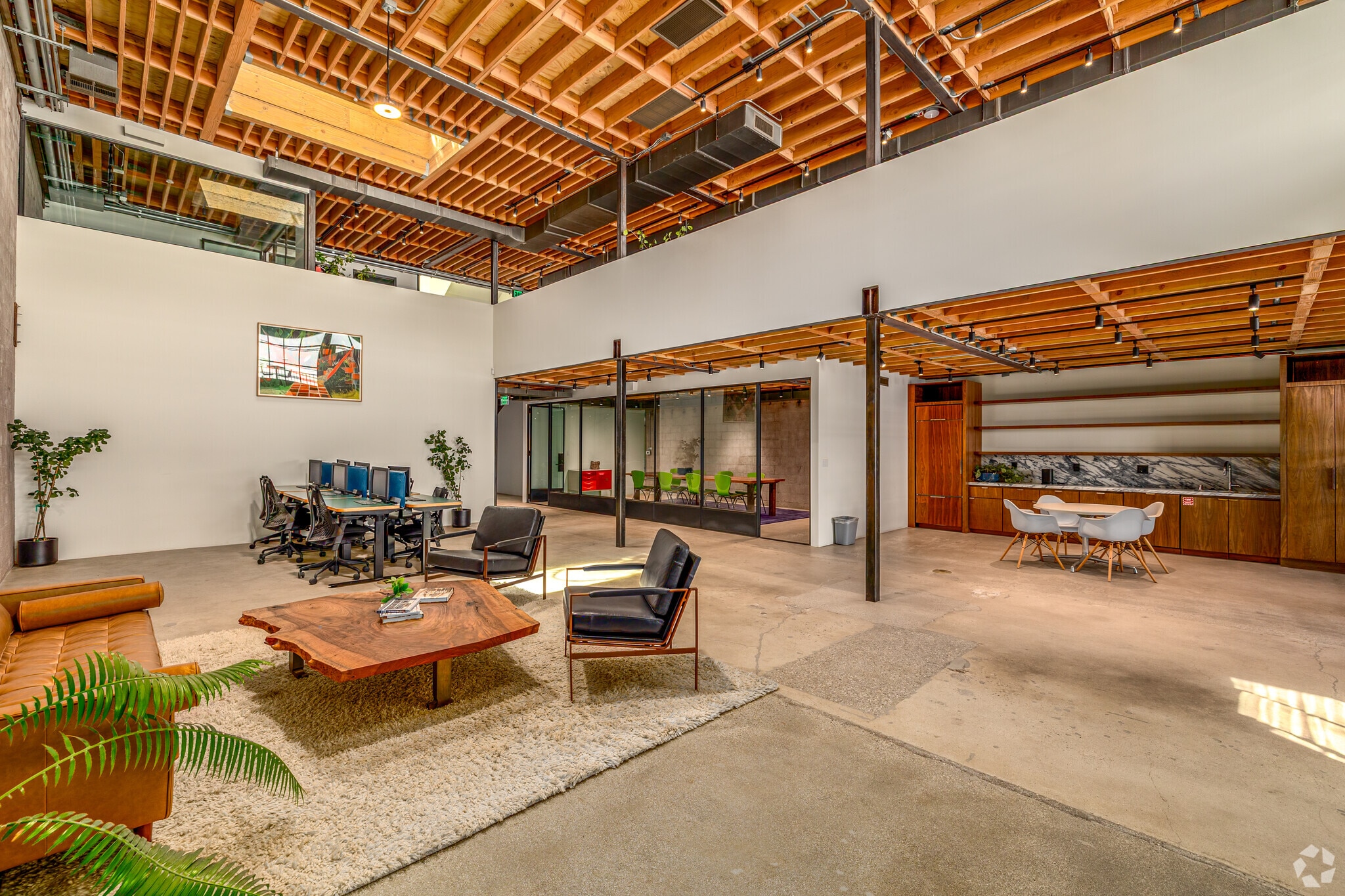 5872 Smiley Dr, Culver City, CA à vendre Photo intérieure- Image 1 de 14