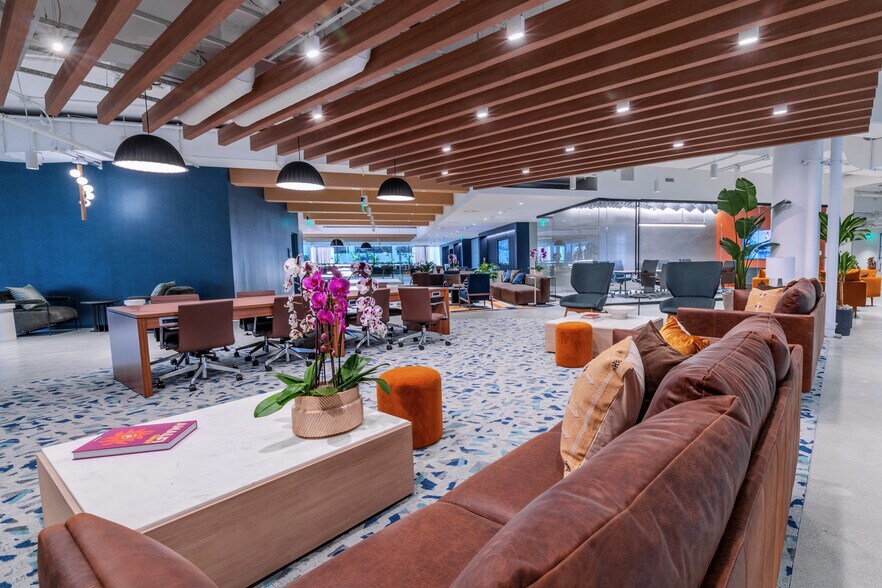 841 Apollo St, El Segundo, CA à louer - Photo intérieure - Image 2 de 19