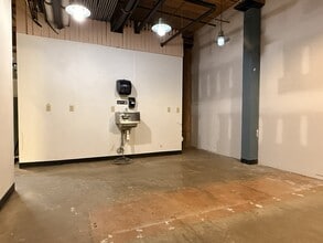 55 Main St, Newmarket, NH à louer Photo intérieure- Image 1 de 7