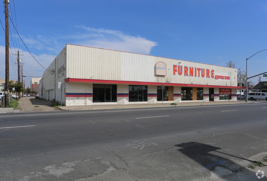 2407 Chester Ave, Bakersfield, CA for sale - Building Photo - Image 3 of 14