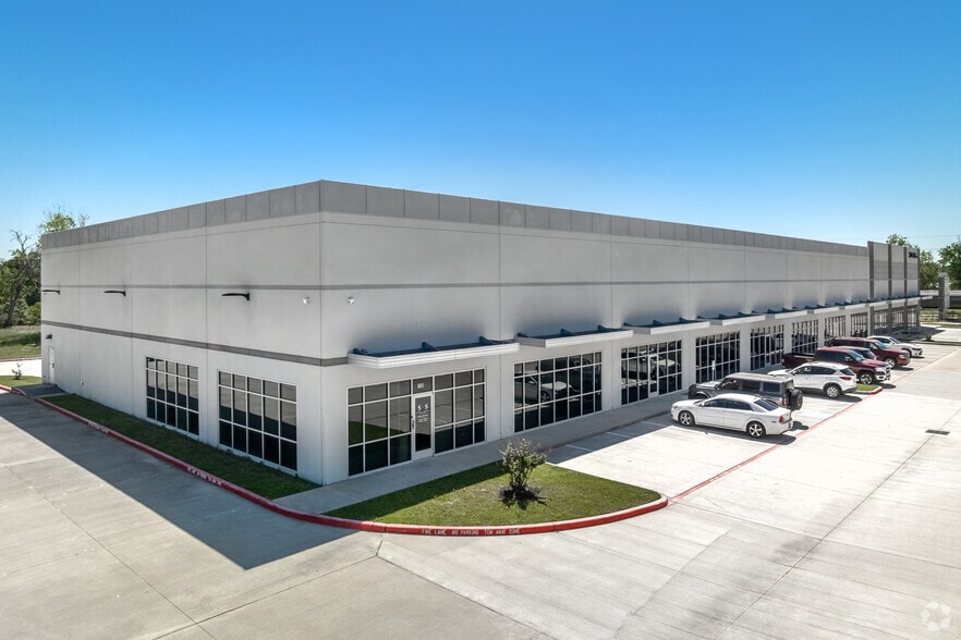 14434 Medical Complex Dr, Tomball, TX for lease - Building Photo - Image 2 of 5