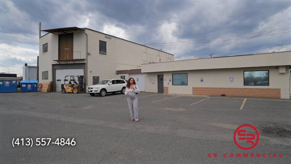 751 Memorial Ave, West Springfield, MA à louer - Vidéo sur l’inscription commerciale - Image 2 de 10