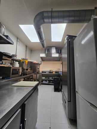 Plus de détails pour Calle de la Princesa, Madrid - Commerce de détail à louer