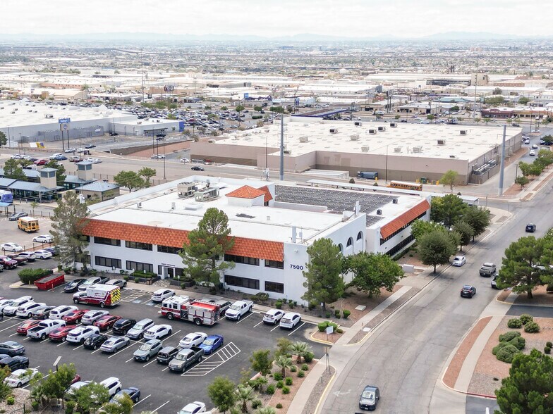 7500 Viscount Blvd, El Paso, TX à vendre - Photo du bâtiment - Image 3 de 34