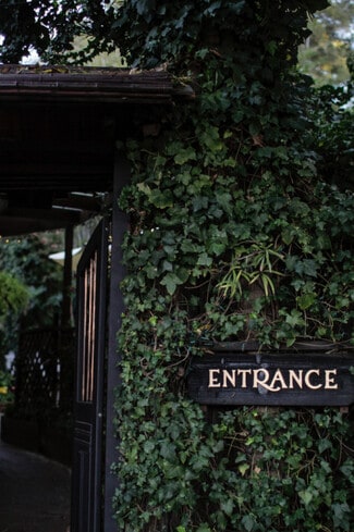 Plus de détails pour 102 Besant Rd, Ojai, CA - Commerce de détail à louer