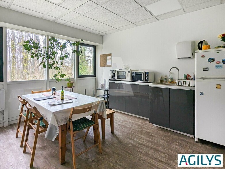 1 Rue De Terre Neuve, Les Ulis à vendre - Photo intérieure - Image 3 de 11