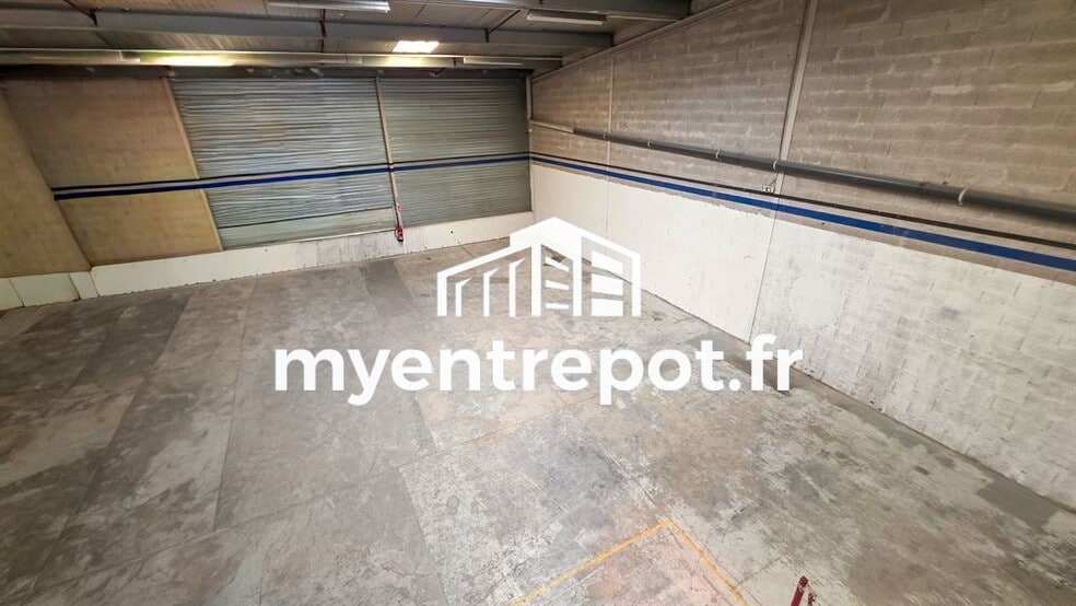 17 Avenue De Londres, Vitrolles for lease - Interior Photo - Image 1 of 8