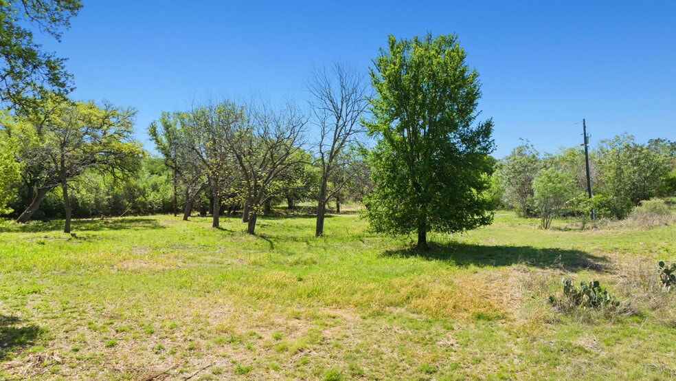 550 Jackson Rd, Marble Falls, TX à vendre - Photo du bâtiment - Image 3 de 28