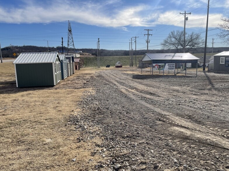 100 S Broadway St, Cleveland, OK for sale - Primary Photo - Image 1 of 1
