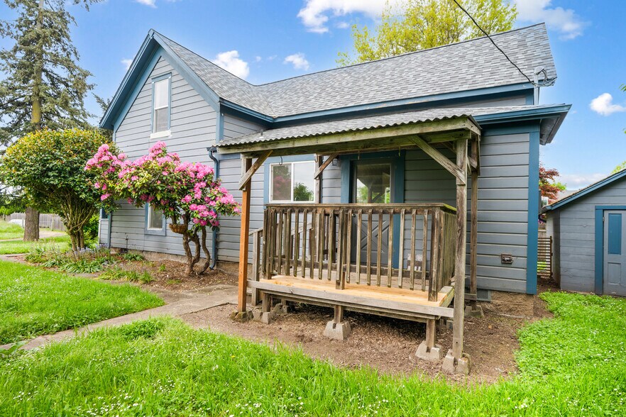 1133 Irvington Dr, Eugene, OR à vendre - Photo du bâtiment - Image 3 de 59