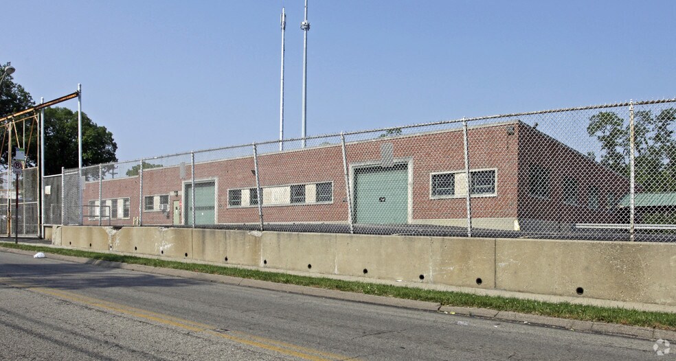 6209 Simpson Ave, Cincinnati, OH for sale - Primary Photo - Image 1 of 16