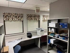 9200-9220 Forest Hill Ave, Richmond, VA à louer Photo intérieure- Image 1 de 6