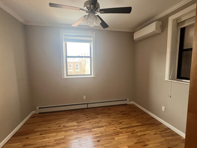 53-57 Bank St, New London, CT à vendre - Photo du bâtiment - Image 3 de 7