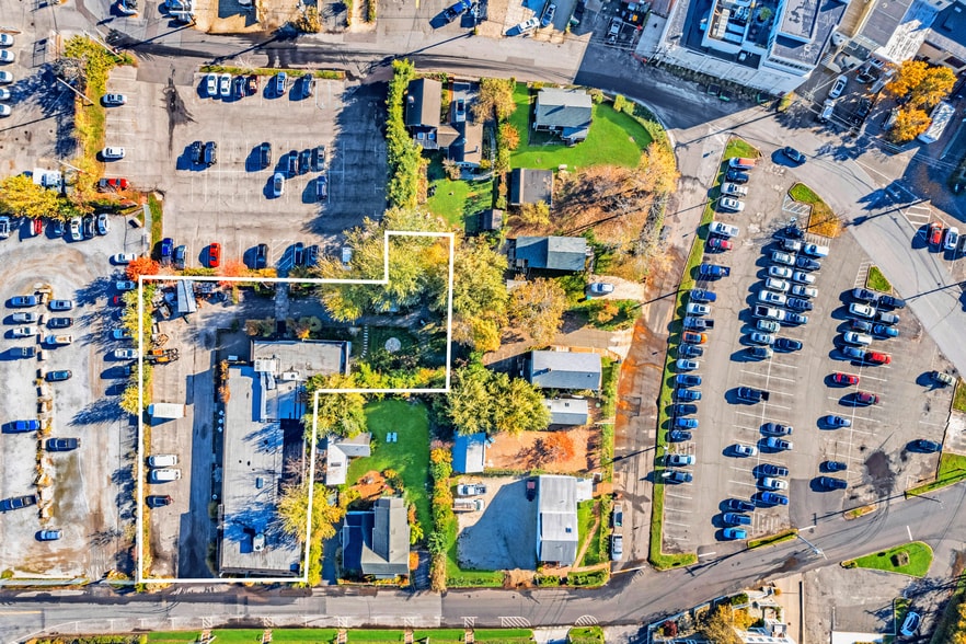 11 Bridge St, Sag Harbor, NY for lease - Aerial - Image 3 of 12