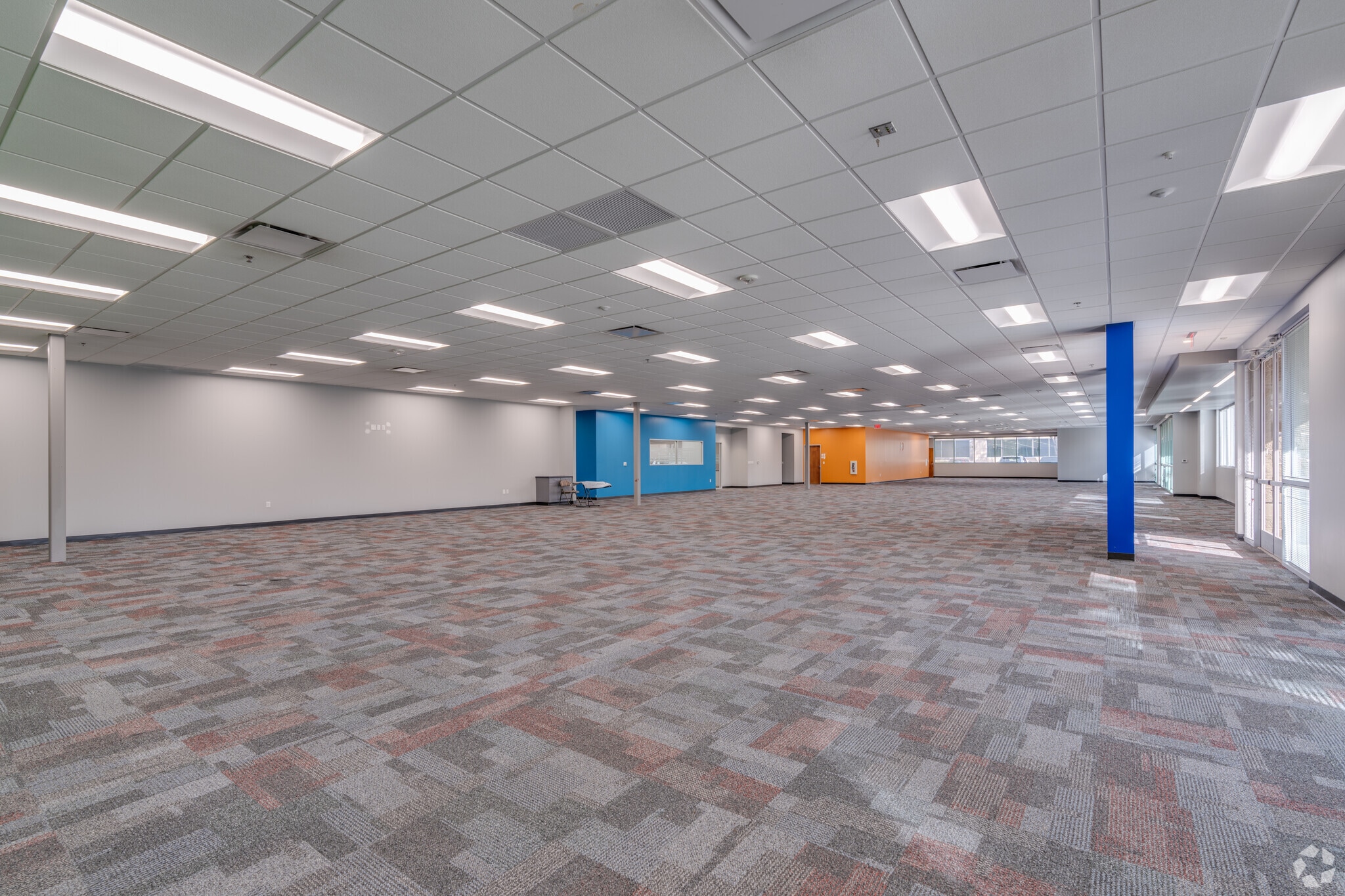 950 W Behrend Dr, Phoenix, AZ à louer Photo intérieure- Image 1 de 13