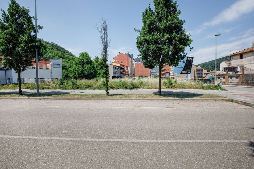 Terrain dans Olot, Gerona à vendre - Photo du bâtiment - Image 3 de 10
