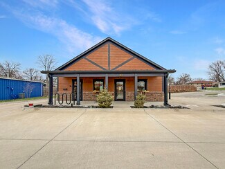 Plus de détails pour 910 E 2nd Ave, Indianola, IA - Commerce de détail à vendre
