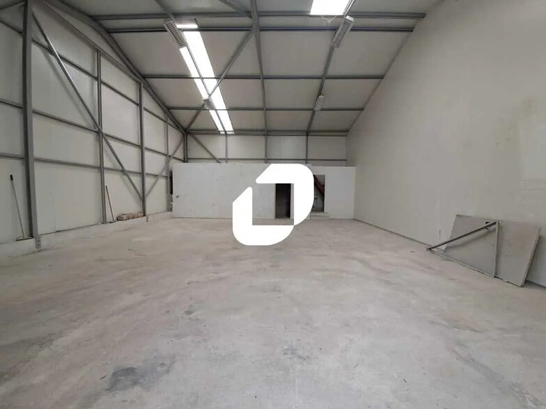 Flex dans Saint-Germain-lès-Arpajon à louer - Photo intérieure - Image 2 de 6