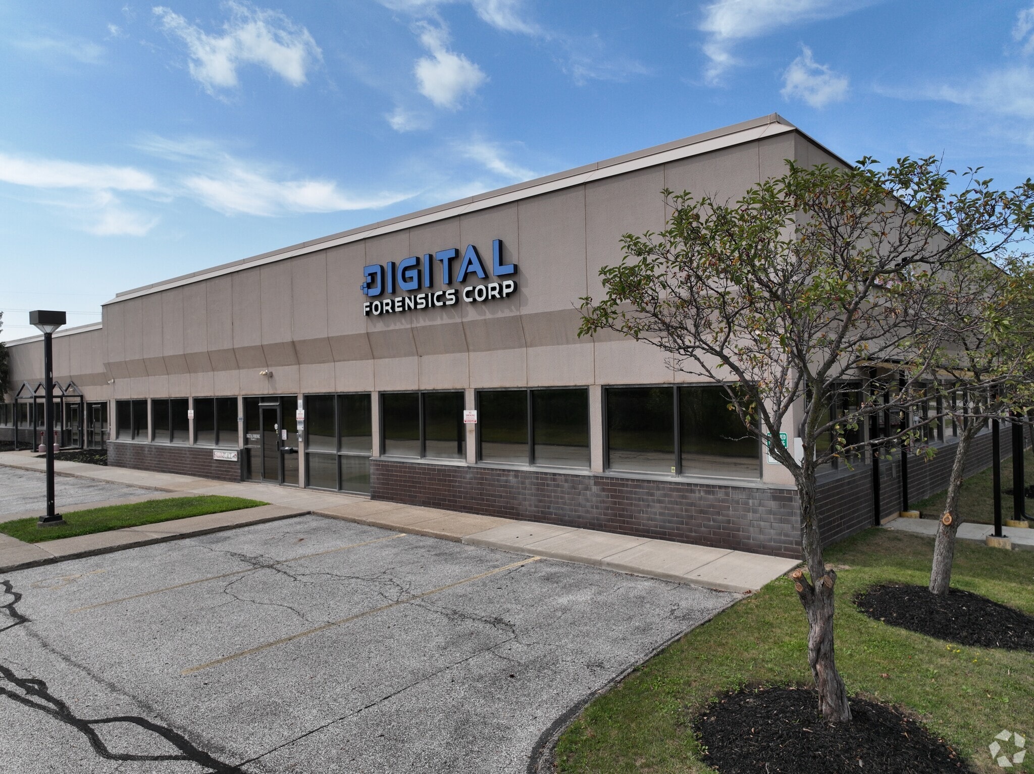 4400 Renaissance Pky, Warrensville Heights, OH for lease Building Photo- Image 1 of 29