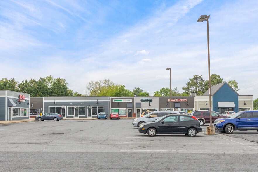 1059 Walker Rd, Dover, DE à louer - Photo du bâtiment - Image 2 de 8