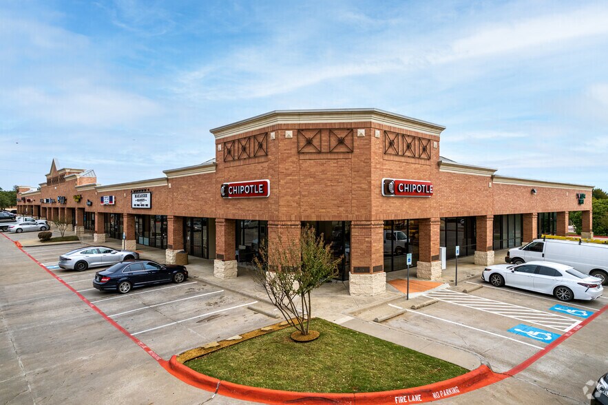 1900 Long Prairie Rd, Flower Mound, TX à louer - Photo du bâtiment - Image 3 de 7