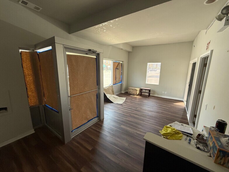 3614 N Ashland Ave, Chicago, IL à louer - Photo du bâtiment - Image 2 de 6