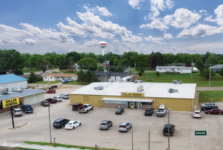 1093 E 4th St, Ainsworth, NE à vendre - Photo du bâtiment - Image 3 de 3