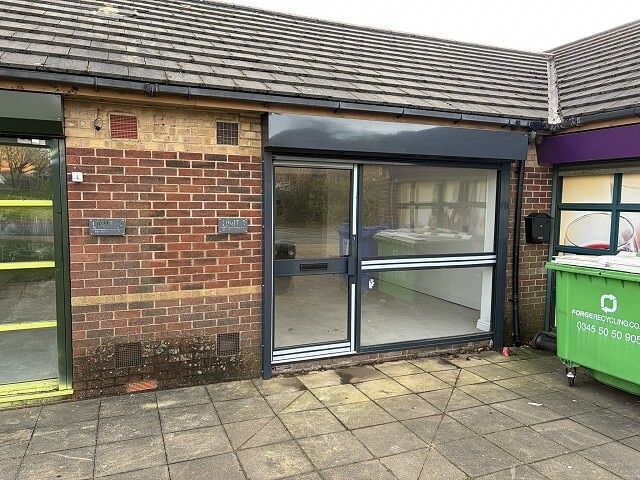 82A Fenwick Dr, Bradford for lease - Building Photo - Image 2 of 4