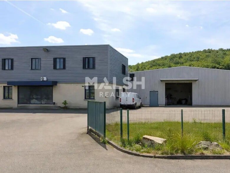 Flex dans Saint-Quentin-Fallavier à louer - Photo du bâtiment - Image 1 de 8