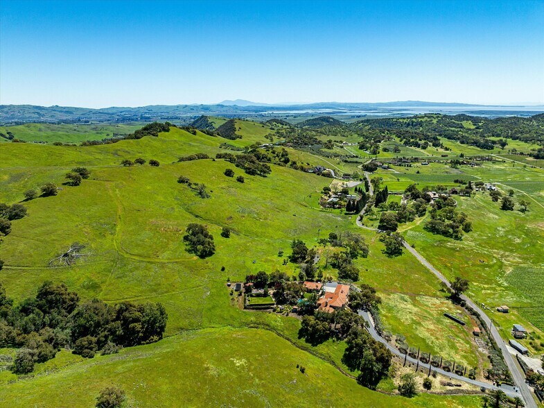4500 Lovall Valley Loop Rd, Sonoma, CA à vendre - Aérien - Image 3 de 17