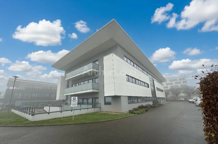 Bureau dans Schiltigheim à louer - Photo du bâtiment - Image 1 de 14