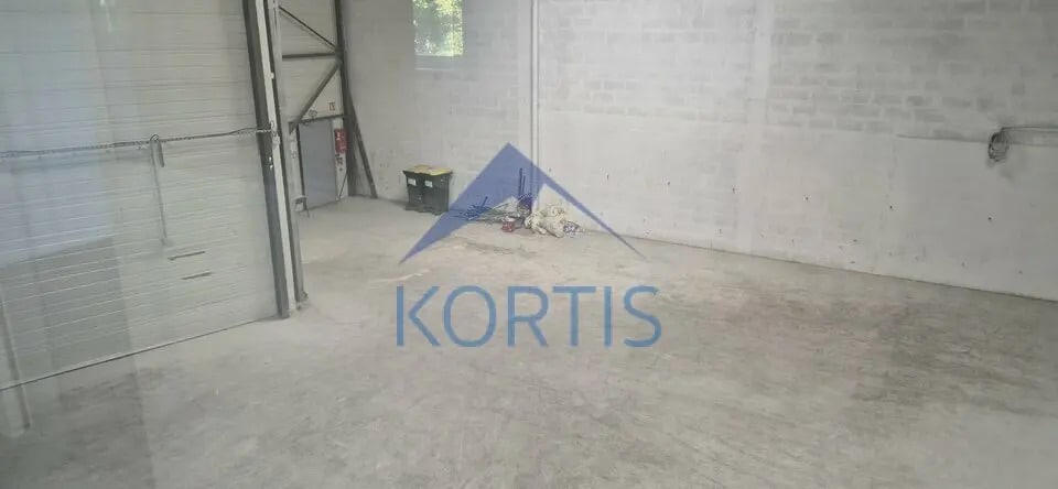 36 Rue Champ Dolin, Saint-Priest for lease Interior Photo- Image 1 of 10