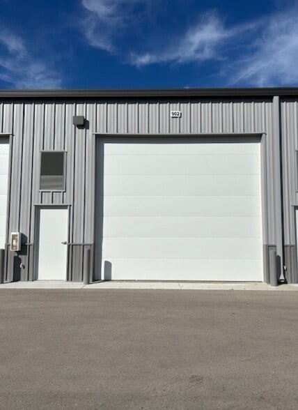 2007 S Saturn Way, Boise, ID for sale - Building Photo - Image 3 of 3